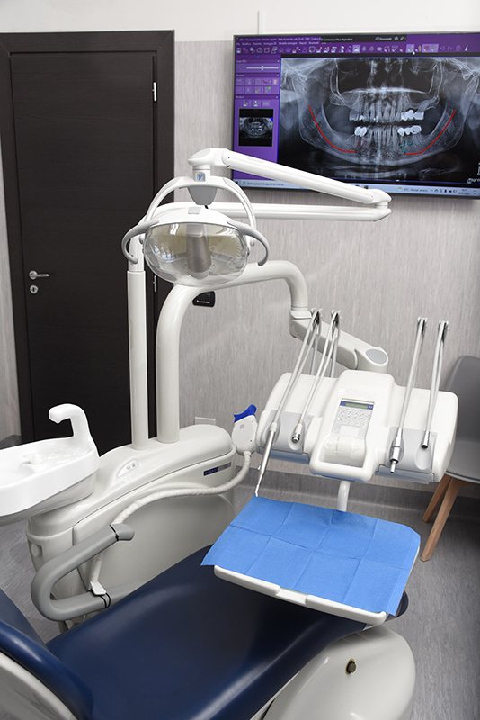 studio-dentistico-caserta-DSC 0013